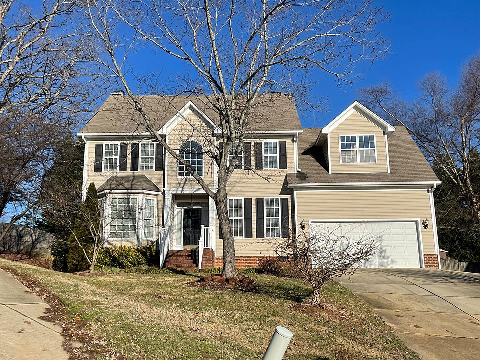 1st image of 6 Crab Tree Ct