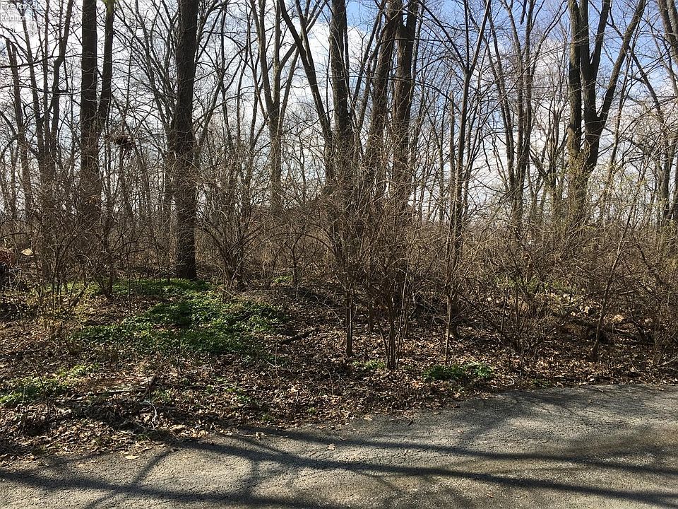 2nd image of 2844 E Ohmswood Dr