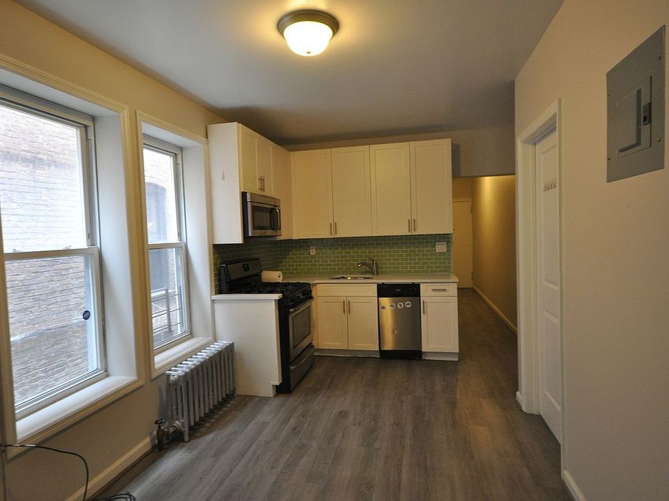 1st image of 429 Lincoln Pl #A