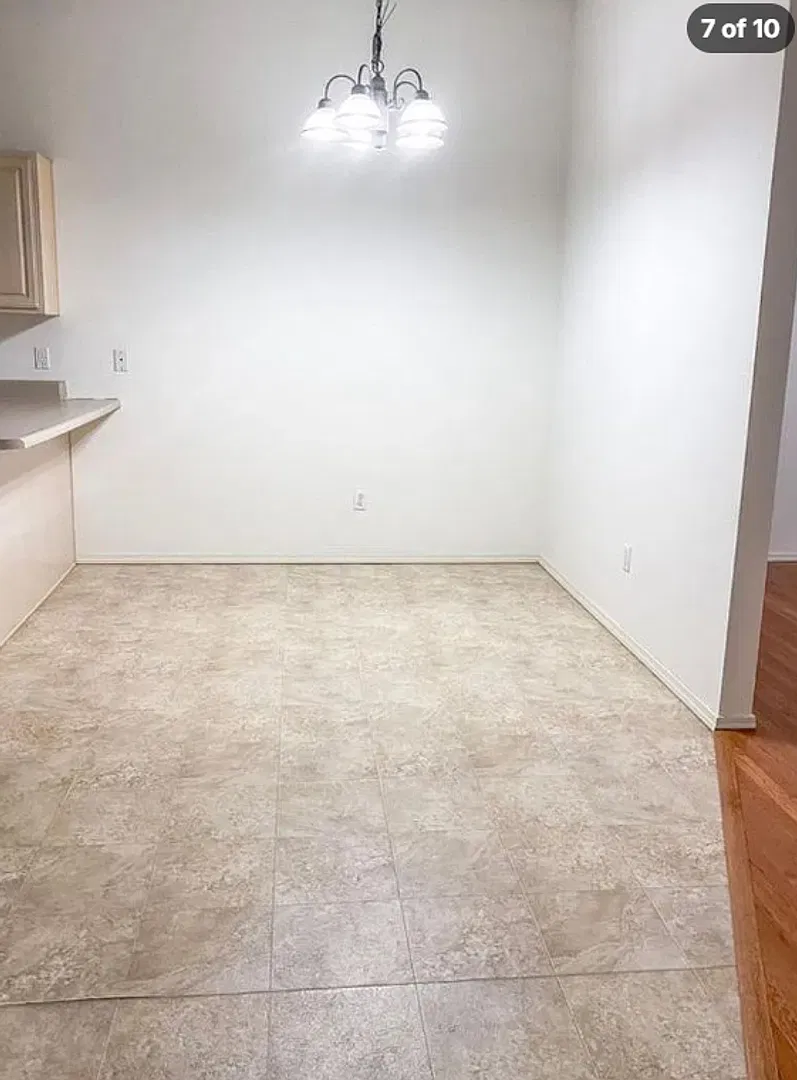 Spacious 3-Bedroom Ozark Duplex with 2-Car Garage $1,495! — Photo 4