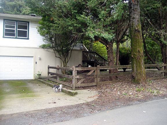 2nd image of 15850 Riverlands Ave