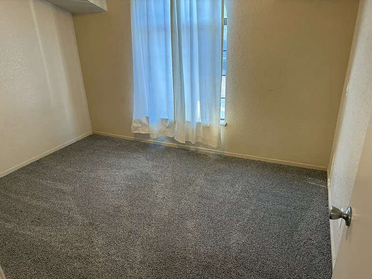 3155 Niagra St #130 — Photo 12