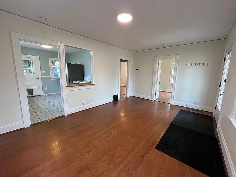7228 N Villard Ave #A — Photo 3