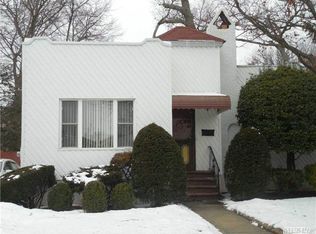 12 Lincoln Blvd, Merrick, NY 11566