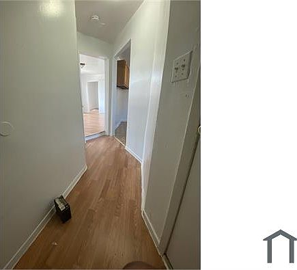 1st image of 3009 Bruner Ave #2