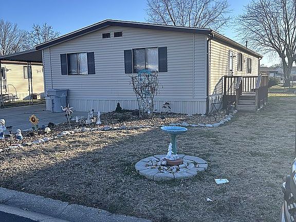 3rd image of 2704 Keil Dr