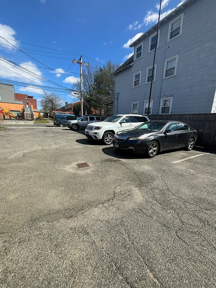 Building Photo - 89-91 Jetland St #93