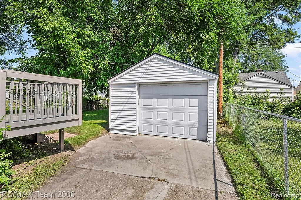 2 bed, 1.0 bath, 720 sqft, $1,500 — Photo 4
