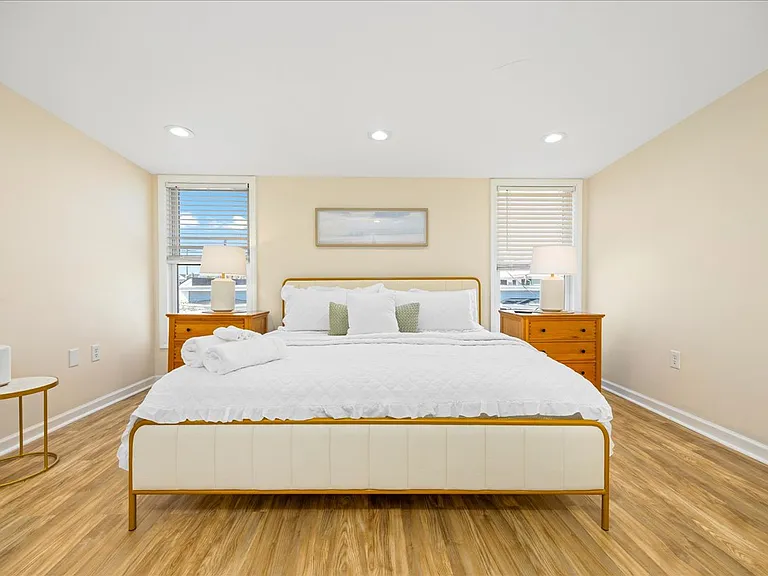 5123 Ventnor Ave #B — Photo 17
