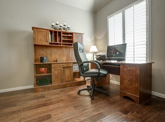 4th image of 4753 Eddleman Dr