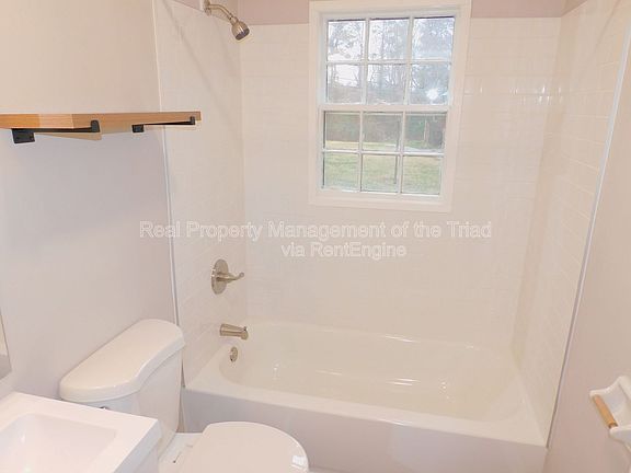 4th image of 1232 Pamlico Dr