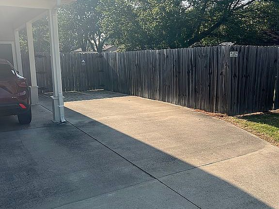 4th image of 2079 Ellen Dr