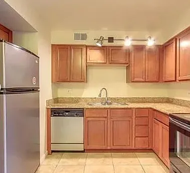 2 bed, 829 sqft, $1,209 — Photo 4