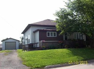 905 SE Q St, Leon, IA 50144