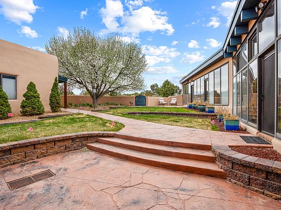 155 Piedra Loop, White Rock, NM 87547 | Zillow