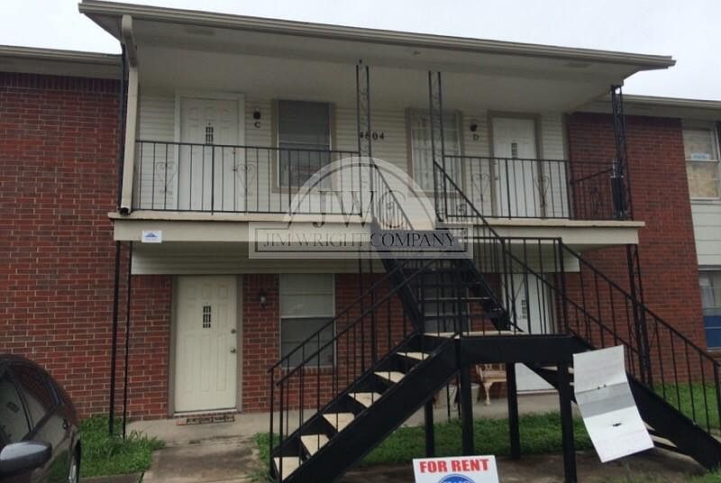 1st image of 4804 Cedarhill Cir