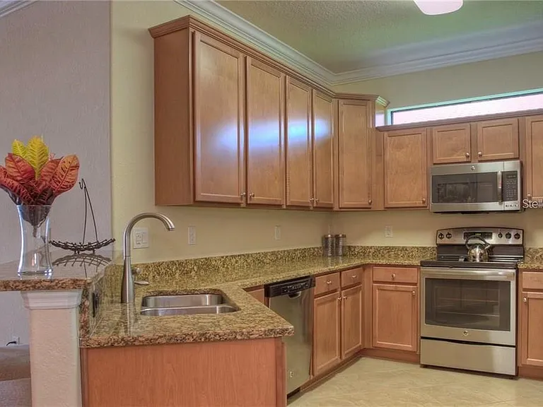6627 Candlestick Dr — Photo 12