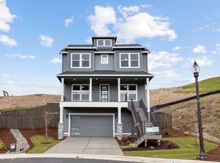 9018 N Indigo Cir, Camas, WA 98607