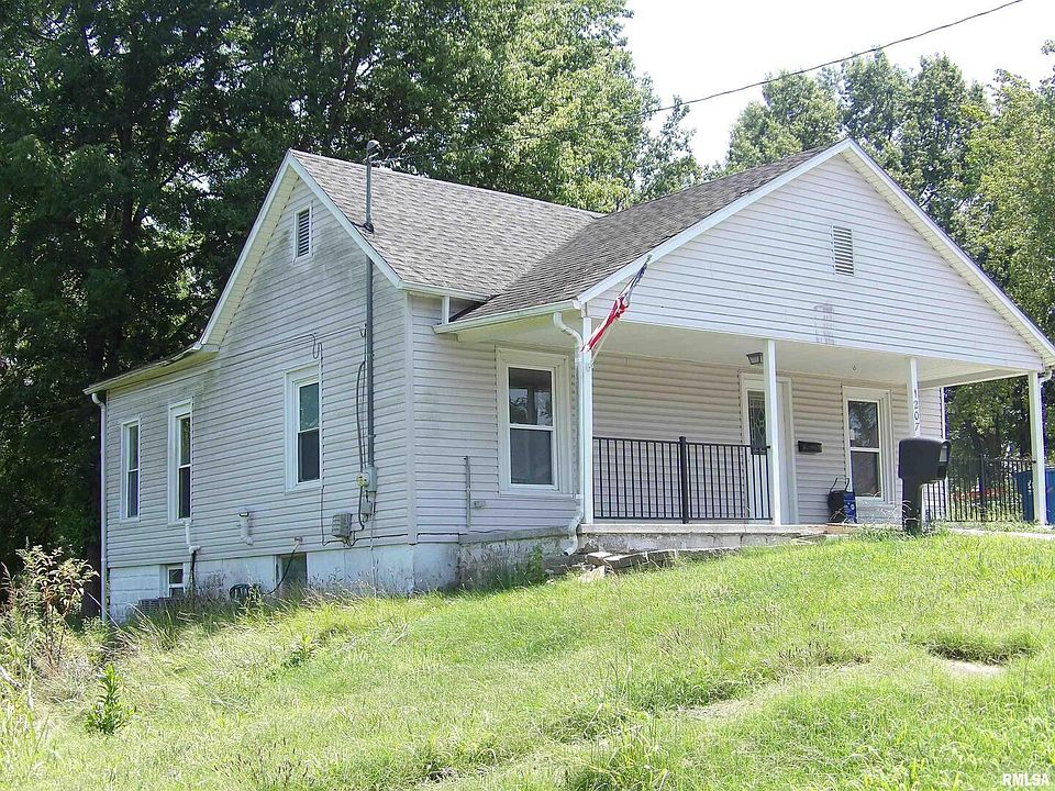 1st image of 1207 Newton St