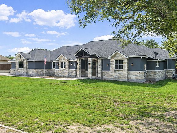 3rd image of 104 Abrego Knoll Dr
