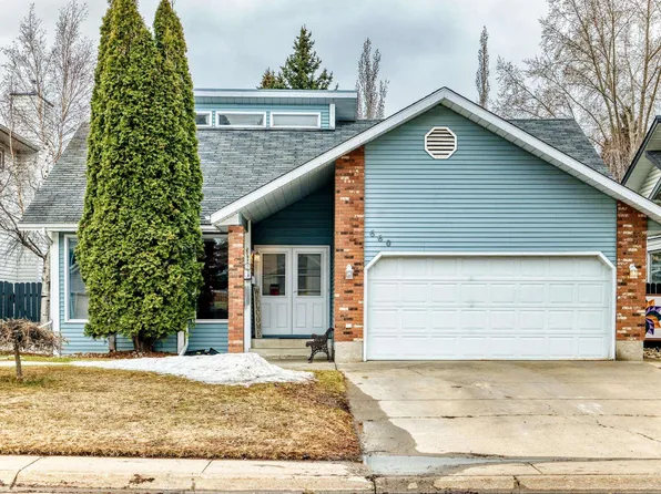 660 Village Dr, Strathcona County, AB T8A 4N9