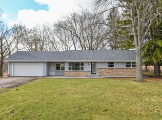 10905 West Oakwood DRIVE, Franklin, WI 53132