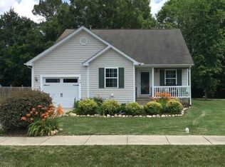 72 Silverstone Dr, Pittsboro, NC 27312