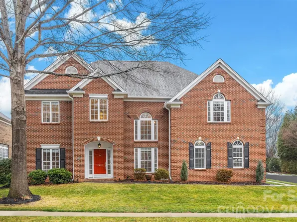 2401 Twinberry Ln, Waxhaw, NC 28173