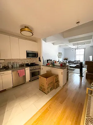 Rented by NY Living Solutions | media 23