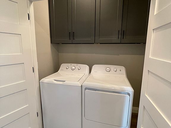 5th image of 2720 E Wildhorse Pl