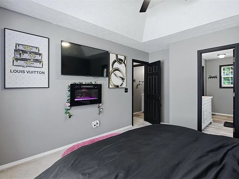 1459 Bridgewater Br — Photo 16