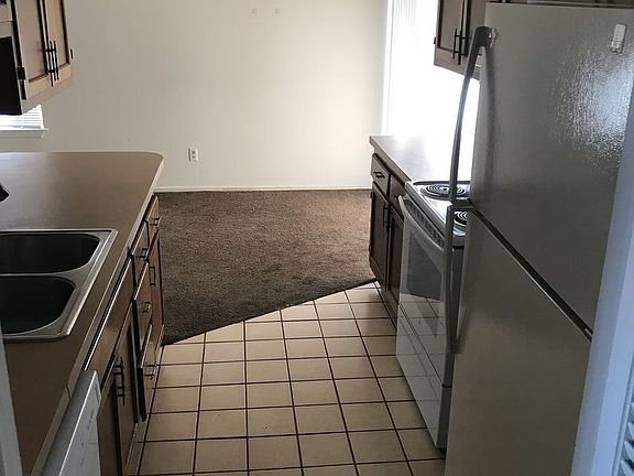 5th image of 4003 N Grimes St