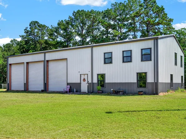 26 Charlie Daughdrill Rd, Carriere, MS 39426