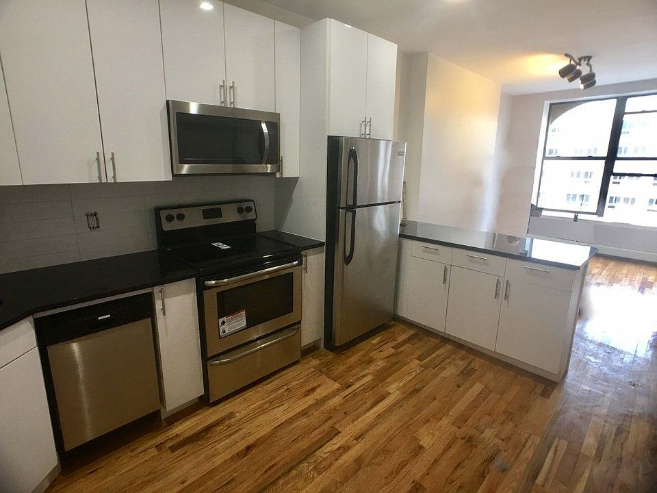 1st image of 2236 7th Ave APT 4