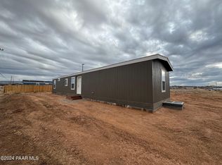 488 W Yellowstone Rd, Paulden, AZ 86334