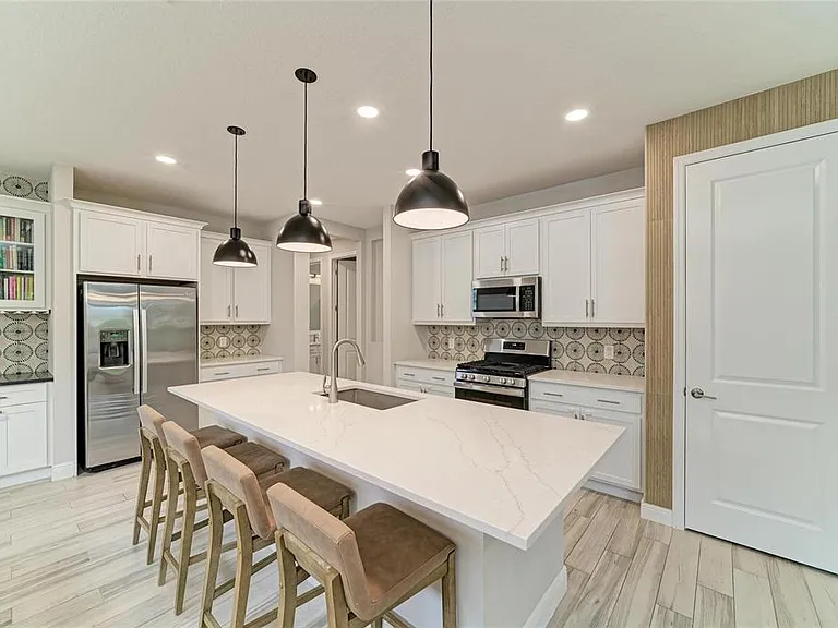 1079 Waterline Ct — Photo 15
