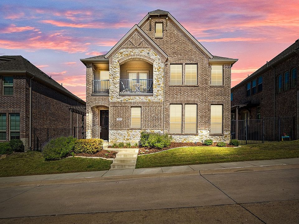 1st image of 284 Palisades Blvd