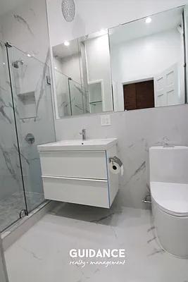 Rented by Guidance Realty Corp. | media 21