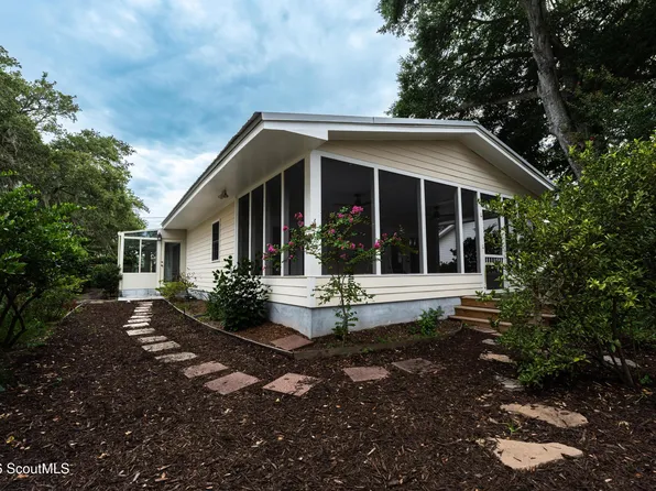 11932 Old Demere Rd, Saint Simons Island, GA 31522