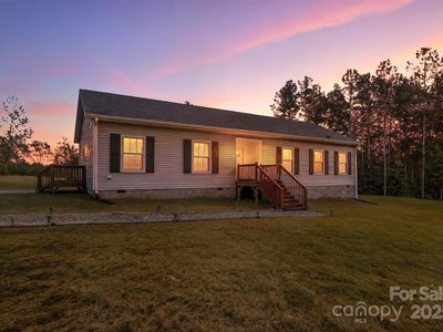 158 Semper Fidelis Rd, Olin, NC, 28660