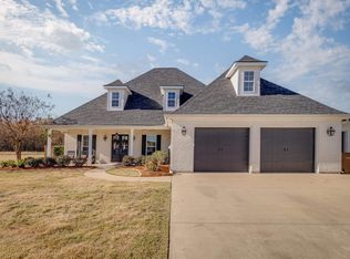 611 E Frenchmans Bend Rd, Monroe, LA 71203