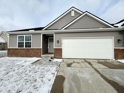 10290 Swan Lake Cir, Ypsilanti, MI, 48197