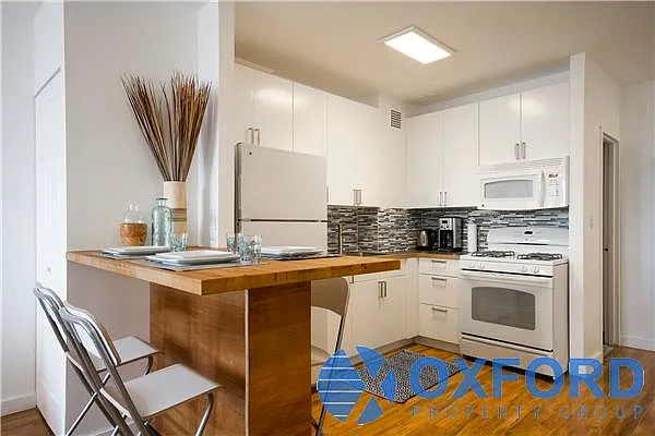 Rented by Oxford Property Group | media 8