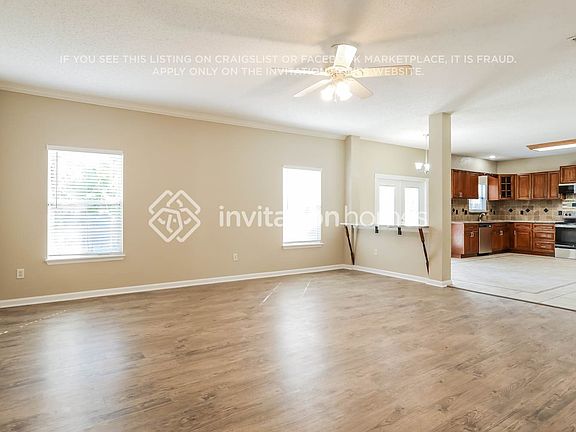 5th image of 14510 Woodfield Cir S