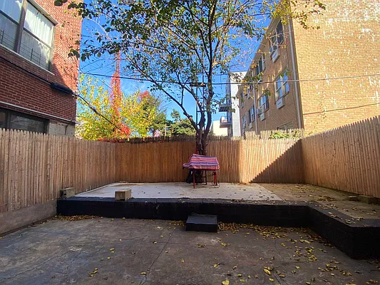 Rented by Brooklyn Property Group LLC | media 16