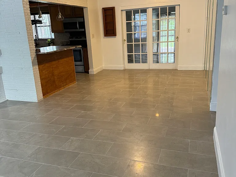 17121 NW 44th Ave — Photo 9
