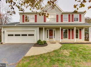 10332 Lee Manor Dr, Manassas, VA 20110