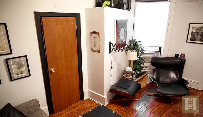 Rented by Halstead Real Estate | media 52