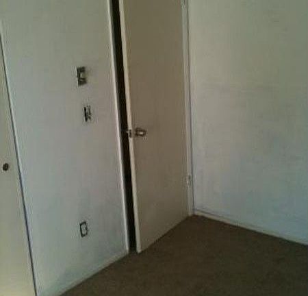 3rd image of 10430 12th Avenue Ct S