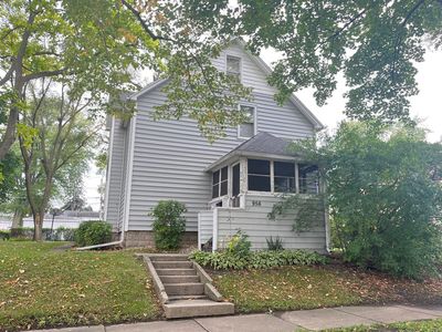 956 N Race Ave, Arlington Heights, IL, 60004